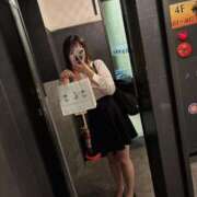 ヒメ日記 2025/05/26 21:12 投稿 東條あや 全裸にされた女たちor欲しがり痴漢電車