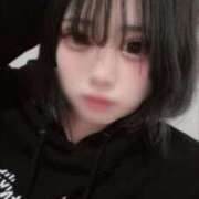 モチ(夢たっぷり18才) はじめまして(,,•﹏•,,) ペロ×2キャンディ