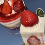 やえ いちごイチゴ🍓 ラッシュアワー