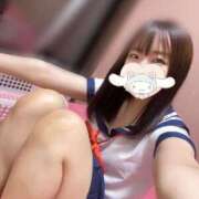 ツバキ 7月もよろしくお願いします😌 ファーストレディー