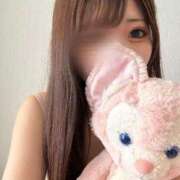 ヒメ日記 2025/05/25 16:52 投稿 小栗はるね 全裸美女からのカゲキな誘惑