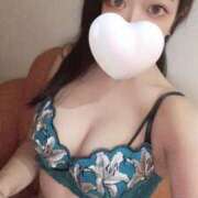 ヒメ日記 2025/08/12 00:40 投稿 宮野かなみ 断りきれない美人マッサージ嬢たち