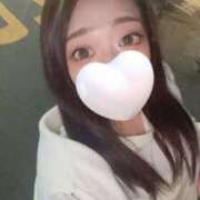 ヒメ日記 2025/10/18 02:38 投稿 宮野かなみ 断りきれない美人マッサージ嬢たち