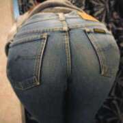 沙也加(さやか) ジーンズをはいて♥️ 広島痴女性感フェチ倶楽部