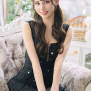 メアリー あなただけにこの時間を🤍 EXE（エグゼ）