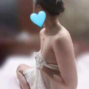 ヒメ日記 2025/07/23 04:12 投稿 堀越らむ 全裸美女からのカゲキな誘惑