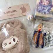 ヒメ日記 2025/08/20 12:55 投稿 愛原しゅう ハプニング痴漢電車or全裸入室