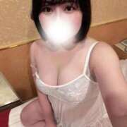 るな おはようございます🤍 白いぽっちゃりさん