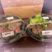 なぎ なぎです🌟 池袋あられ