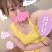 滝川みわ 出勤ですっ🐹 全裸にされた女たちor欲しがり痴漢電車