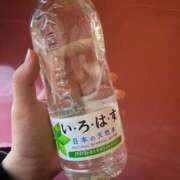 ヒメ日記 2025/12/23 03:11 投稿 ぴの☆経験極少美尻娘 じゃむじゃむ