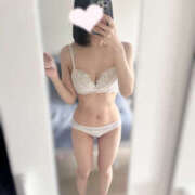 ひとみ 2月最後！ 五反田添い寝女子