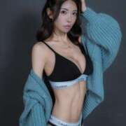 春野うらら 🆕 SCREEN(スクリーン)