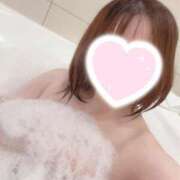 ゆら 出勤したよ〜🤍 E+アイドルスクール品川店