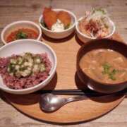 ヒメ日記 2025/05/31 22:22 投稿 海家みお 全裸美女からのカゲキな誘惑