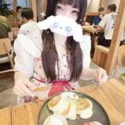 加賀美　はやて じゃんじゃんばりばり ノーパンパンスト スケベなOL梅田・兎我野店