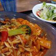 ヒメ日記 2025/11/03 19:03 投稿 いろ 逢って30秒で即尺