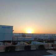 ヒメ日記 2025/11/08 06:53 投稿 いろ 逢って30秒で即尺