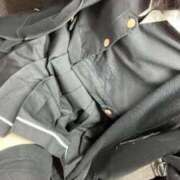 二崎てん 登校してるよ〜 妄想する女学生たち 梅田校