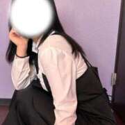 二崎てん 登校〜!! 妄想する女学生たち 梅田校