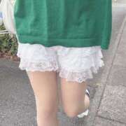 鮎川あやめ 昨日のファッション 五反田発 痴漢電車or全裸入室