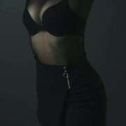 ヒメ日記 2026/03/27 18:03 投稿 つばめ ゴールドフィンガー