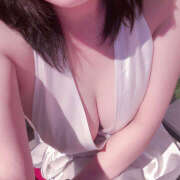 さとみ 出勤してます✨ 神田エマニエル