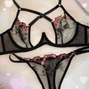 ヒメ日記 2025/09/28 12:00 投稿 チナツ オトナのマル秘最前線!!