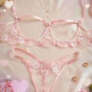 ヒメ日記 2025/11/15 08:00 投稿 チナツ オトナのマル秘最前線!!