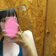 ゆう 鏡が欠けてショック(´・ω・`) 池袋人妻城