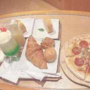 ヒメ日記 2025/10/16 02:20 投稿 てん 黒い金魚（札幌）