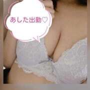 徳井すず 明日出勤です♡ 恋する妻たち