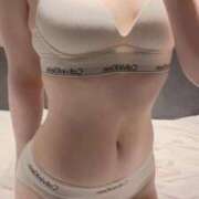 ヒメ日記 2026/01/15 02:20 投稿 くろ My Essentials