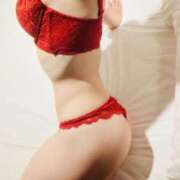 ヒメ日記 2025/11/09 04:41 投稿 内藤めあ 鬼イカセてくれないドス◯ベお姉さん