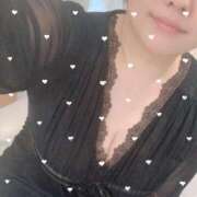 こはく 明日16時から🪄✨ 白いぽっちゃりさん