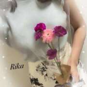 白井りか 出勤追加😊💕 月の真珠-新宿-