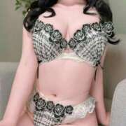 ヒメ日記 2025/12/13 17:21 投稿 うるみ Versailles