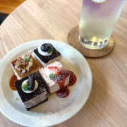 にこ こんばんは💖 Vitamin〜ビタミン〜