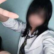 うるみ 夜前🌙   渋まゆ先輩 萌えカワ