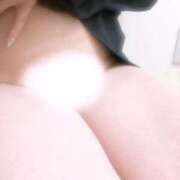 ヒメ日記 2025/08/04 15:55 投稿 桃倉ゆりな 全裸美女からのカゲキな誘惑