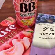 ヒメ日記 2025/10/25 14:52 投稿 桃倉ゆりな 全裸美女からのカゲキな誘惑