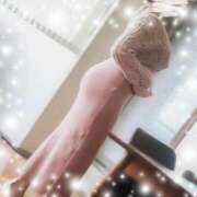 七海萌恵(ななみもえ) おっぱいとおしり、どっち派ですか❓🤭笑 東京ヒストリー lettre d'amour