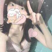 もえ 朝までいます🥰 My Essentials