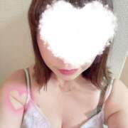 ひな ひなです♡ 性腺熟女100％鶯谷（デリヘル市場）