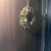 ヒメ日記 2025/12/17 18:03 投稿 天真爛漫らん OL精薬