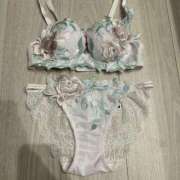 ヒメ日記 2025/10/02 23:01 投稿 みみ 妖精（ようせい）