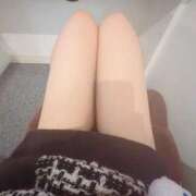 るる もちもち➰ ワレメ舐められ学院 秋葉原校