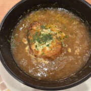 ゆい 美味しかったね。 性腺熟女100％鶯谷（デリヘル市場）