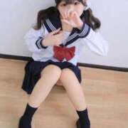 こはる 🈳次枠🩷 バカンス学園　谷九校