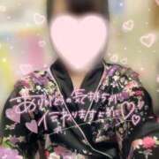 しおり 出勤したよ~☂️🌷 いざ候 本館